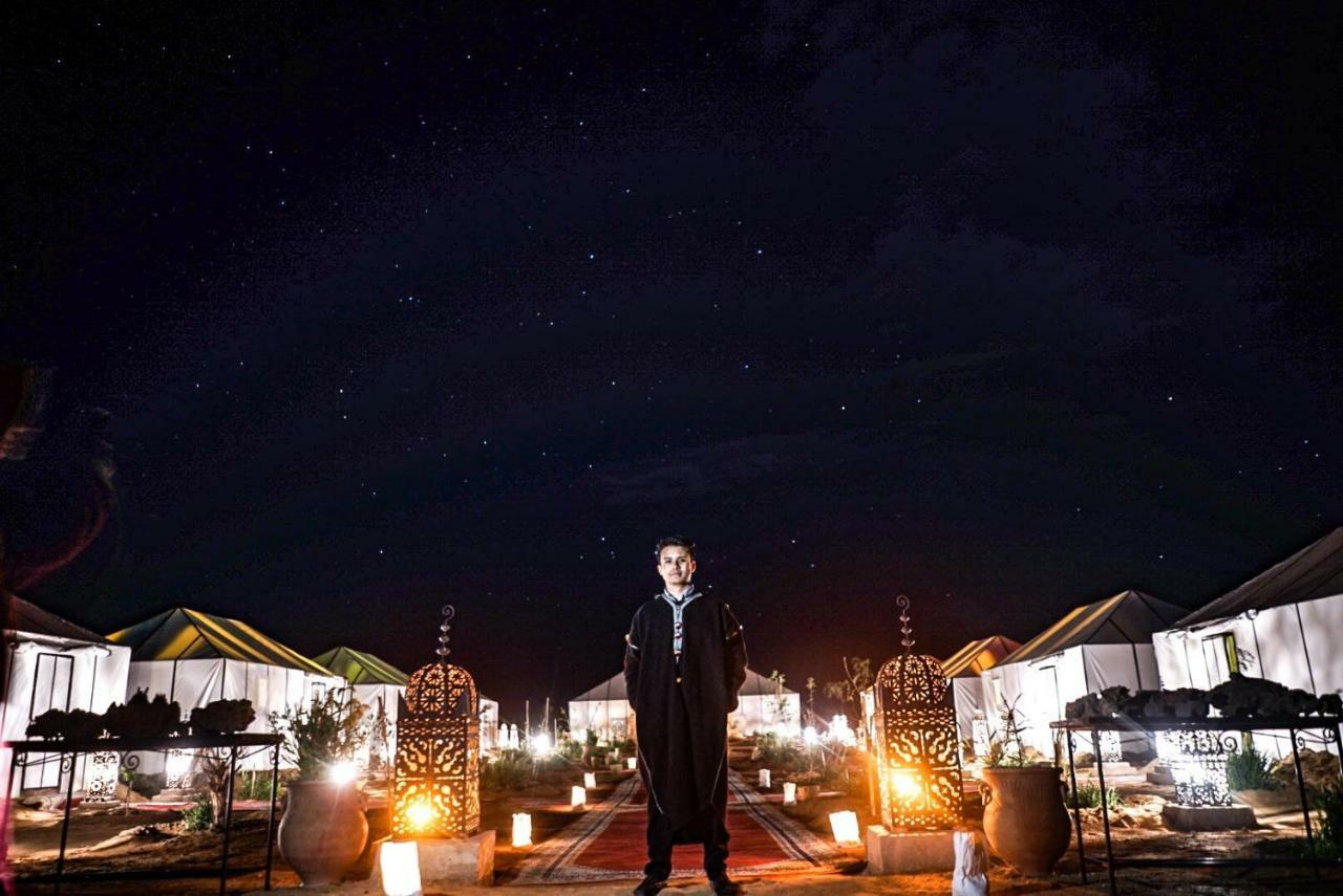Sahara Majestic Luxury Camp Hotel Мерцуга Екстериор снимка The 2012 Stargazing Village